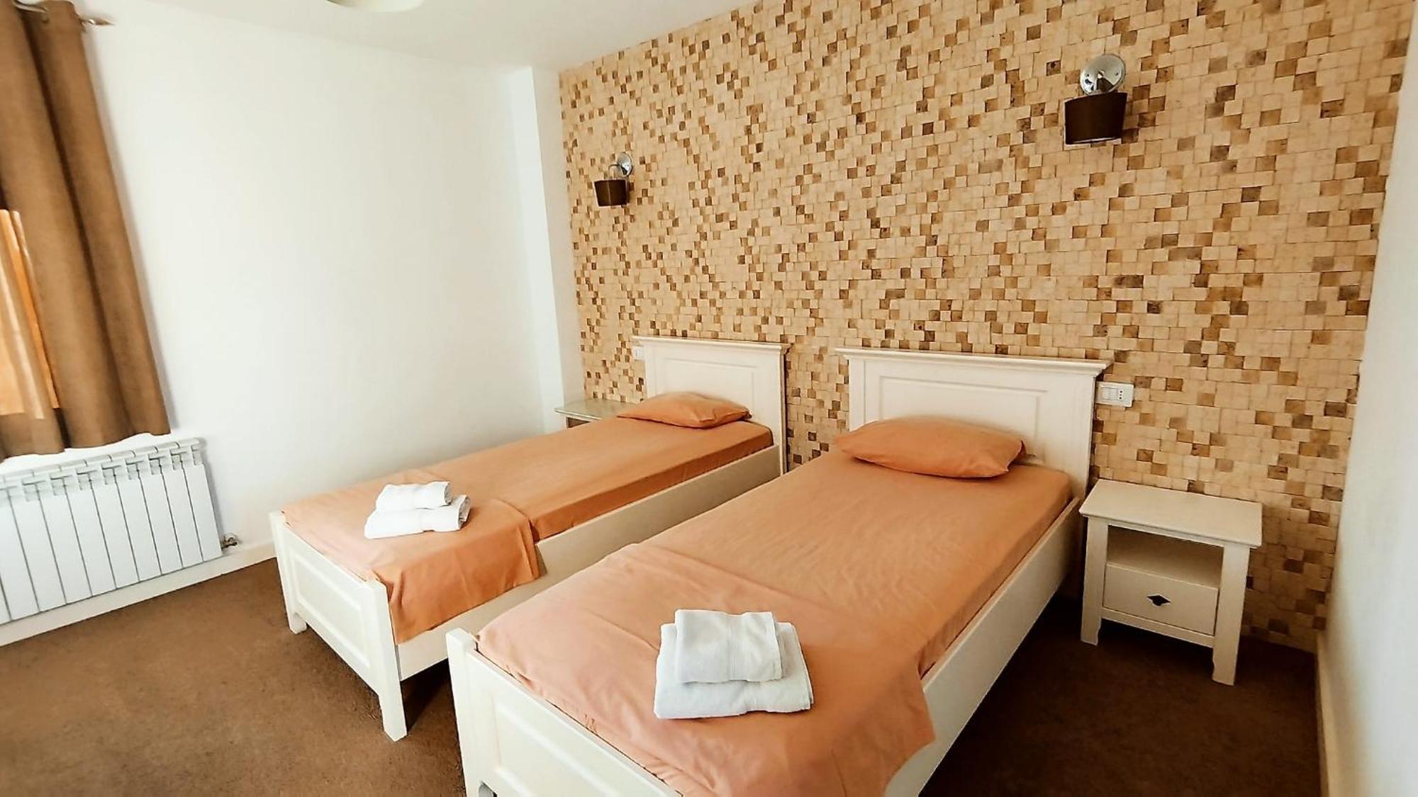 Fresh Accommodation Rădăuţi Extérieur photo